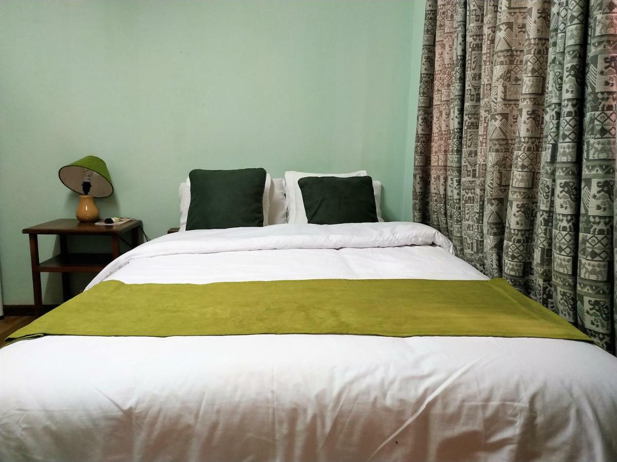 Aleida'S Hostal Puembo Dış mekan fotoğraf